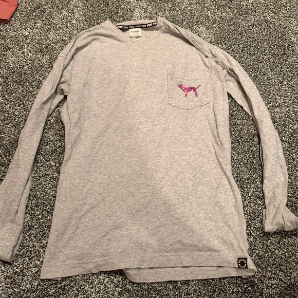 PINK vs long sleeve shirts - Picture 5 of 5